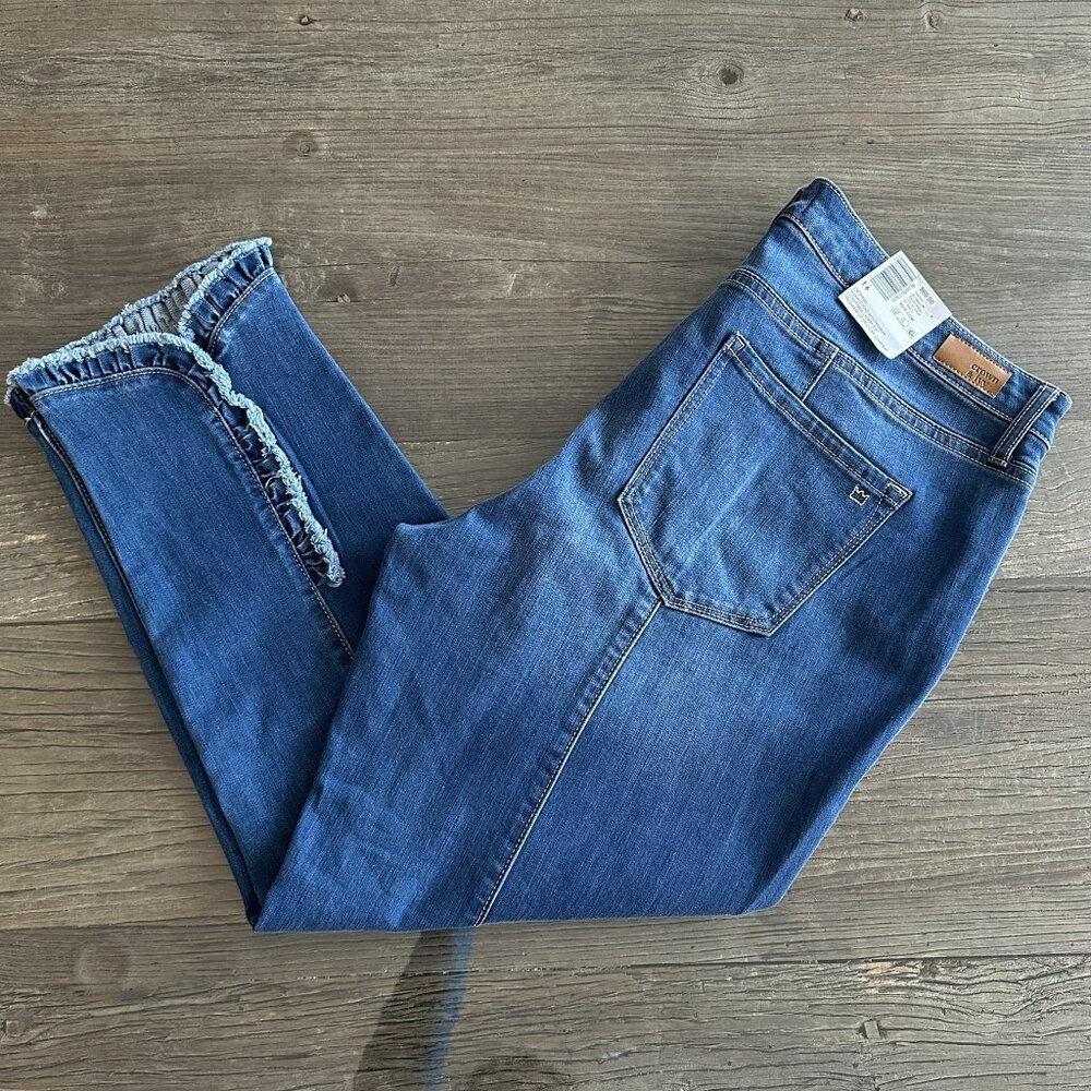 Crown & Ivy High Rise Skinny Cropped Jeans Ruffle Hem – Size 16, NWT
